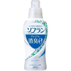  Soflan Premium White Herb Aroma Кондиционер для белья с антибактериальным и дезодорирующим эффектом, с ароматом цветущего луга, 550мл., фото 1 