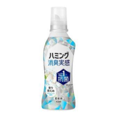  KAO Humming Feeling White Soap Кондиционер-ополаскиватель для белья, с антибактериальным эффектом, с нежным ароматом цветочного мыла, 510мл., фото 1 