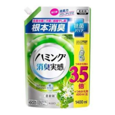  KAO Humming Feeling Refresh Green Кондиционер-ополаскиватель для белья, с антибактериальным эффектом, с ароматом ромашки и зелени, мягкая упаковка с крышкой 1400мл., фото 1 
