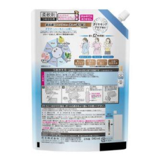  KAO Кондиционер-смягчитель для белья Flair Flower Harmony с гармоничным цветочным ароматом и нотками зеленого яблока и ландыша, сменная упаковка с крышкой 940мл., фото 2 