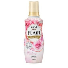  KAO Flair Floral Sweet Кондиционер-смягчитель для белья со сладким цветочным ароматом и нотками перс, фото 2 