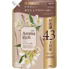  LION Aroma Rich кондиционер для белья аромат: жасмин,ромашка,кедр запасной блок с крышкой 1300мл., фото 1 