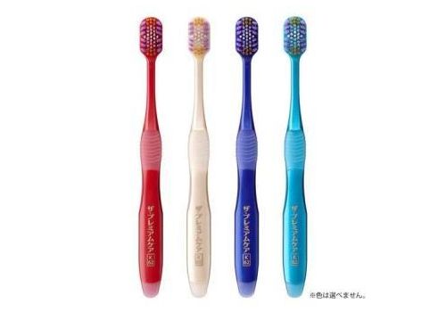  EBISU Зубная щетка с широкой чистящей головкой  The Premium Care Gum Massage Plus овальной формы, со сверхтонкими концами щетинок и боковыми пучками для ухода за деснами, 7-рядная, средней жесткости., фото 3 