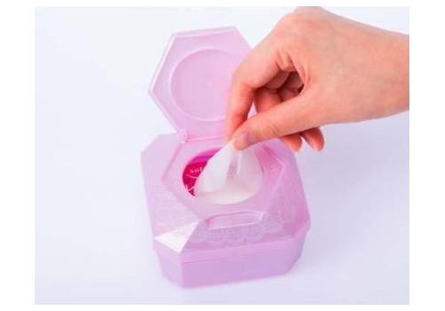  KOSE Влажные салфетки "Softymo" для снятия макияжа увлажняющие с W-гиалуроновой кислотой 52 шт., пластиковый бокс, фото 3 