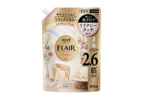  KAO Кондиционер для белья Humming FLAIR Relax концентрат аромат Мускус и ландыш 910 мл, мягкая упаковка с крышкой, фото 1 