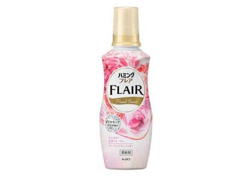  KAO Кондиционер-смягчитель для белья Flair Floral Sweet  со сладким цветочным ароматом и нотками персика и ванили, бутылка с колпачком-дозатором 520мл., фото 1 