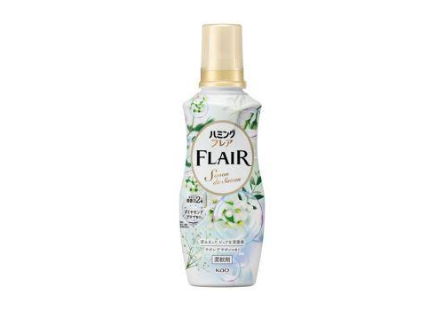  KAO Парфюмированный кондиционер для белья Humming Flair со свежим ароматом мускуса и жасмина, 520мл., фото 1 