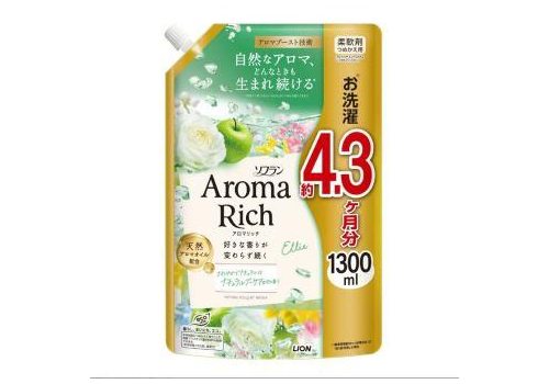  LION Aroma Rich Ellie Кондиционер для белья с яблочно-цветочным ароматом, сменная упаковка, 1300мл., фото 1 